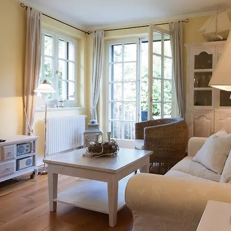 Apartment De Strandloeper 02